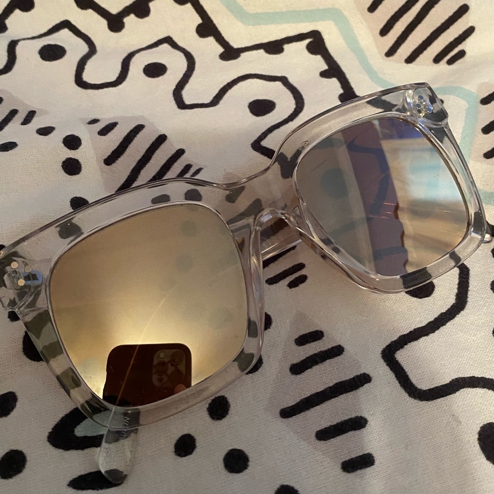 AERIE SUNGLASSES 🌞